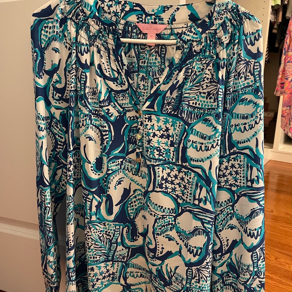 Lilly Pulitzer Elsa top with elephant head print
